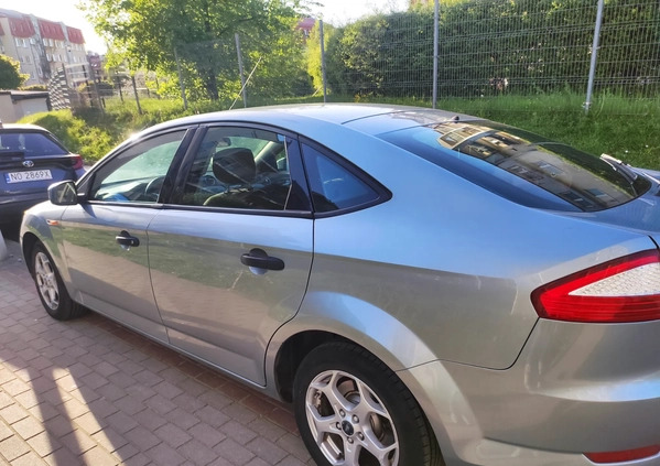 Ford Mondeo cena 19000 przebieg: 260000, rok produkcji 2010 z Olsztyn małe 352